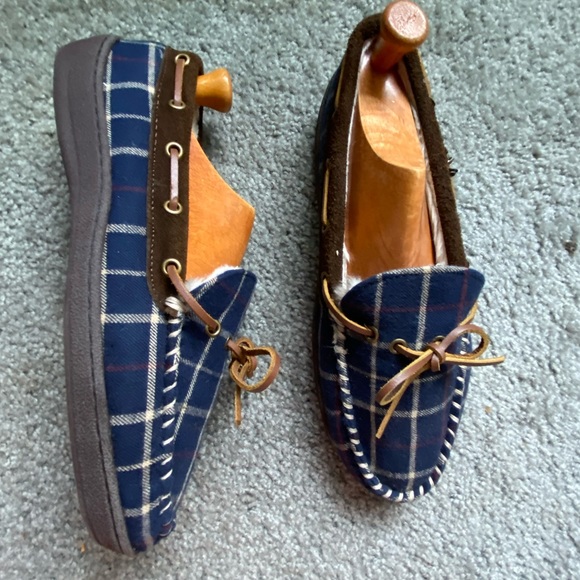 brooks brothers mens slippers